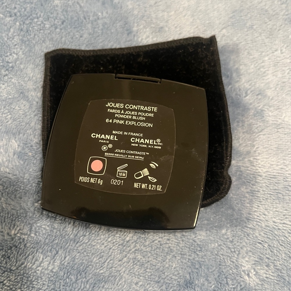 Chanel Powder Blush - Pink Explosion - Picture 3 of 3